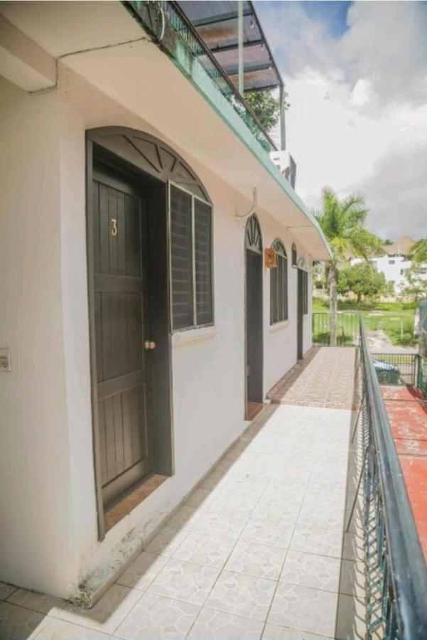 Hotel Maya Antes Navieros Bacalar Dış mekan fotoğraf
